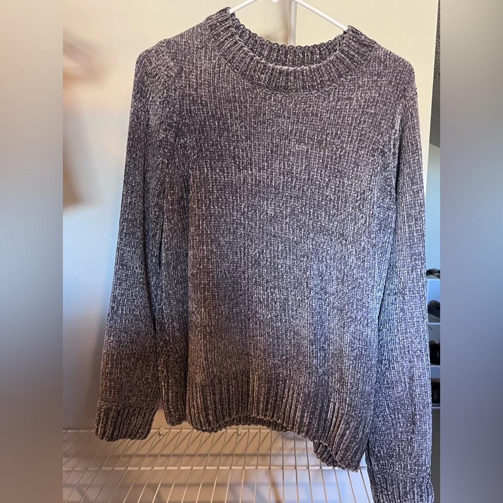 Grey sweater